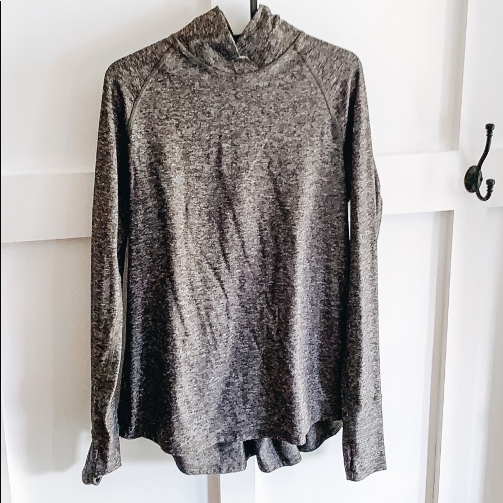 LULULEMON long sleeve
